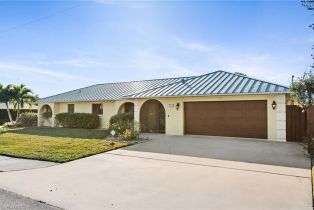 Single Family Residence, 595 103rd Vanderbilt Beach, FL 34108 