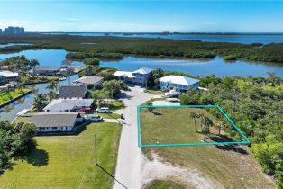 , 24519 Sailfish St, Bonita Springs FL 34134