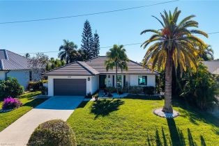 Single Family Residence, 1035 Admiralty Marco Beach, FL 34145 