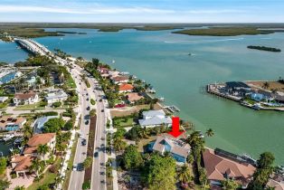 Single Family Residence, 1369 Collier Marco Beach, FL 34145 