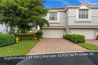 , 5045 Blauvelt Way # 201, Naples FL 34105