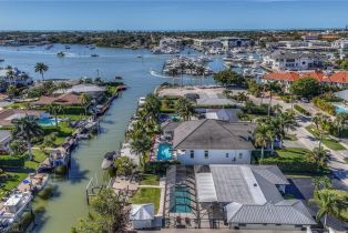 , 1410 Curlew Ave, Naples FL 34102