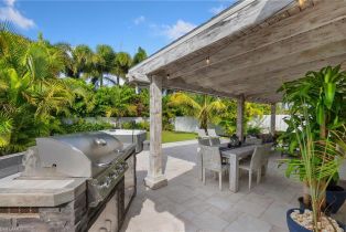 , Vanderbilt Beach, FL 