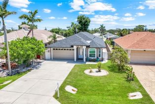 , Vanderbilt Beach, FL 
