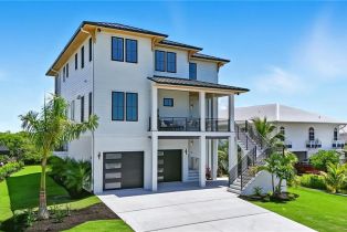 Single Family Residence, 306 Seminole Mcphie Park, FL 33931 