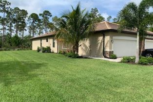Townhouse, 9236 Glenforest Dr, Naples FL 34120