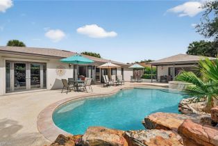 Single Family Residence, 542 92nd Vanderbilt Beach, FL 34108 