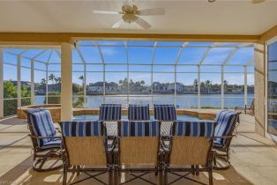 Single Family Residence, 288 Bald Eagle Marco Island, FL 34145 