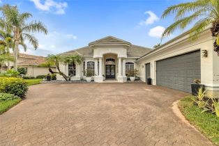 , 2721 Olde Cypress Dr, Naples FL 34119