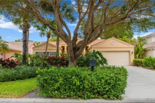 Single Family Residence, 7546 Mill Pond Cir, Naples FL 34109