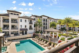 , 1030 3rd Ave S 302