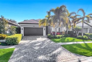 Single Family Residence, 10126 Palazzo Palazzo At Naples, FL 34119 