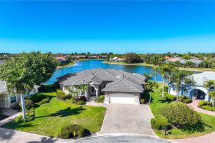 Single Family Residence, 8985 Star Tulip Lely Island Estates, FL 34113 