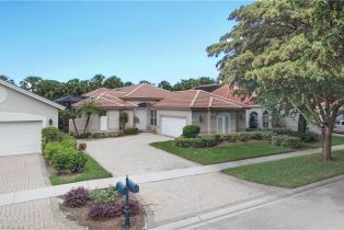 Single Family Residence, 5065 Kensington High St, Naples FL 34105