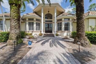 Single Family Residence, 4189 Brynwood Dr, Naples FL 34119