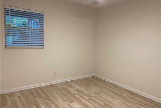 Duplex, 668 98th Ave N