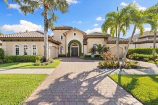Single Family Residence, 9094 Sahalee Ct, Naples FL 34113