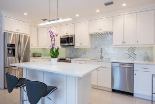 , 505 Broad Ave S 505