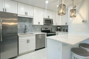 , 788 Park Shore Dr D27