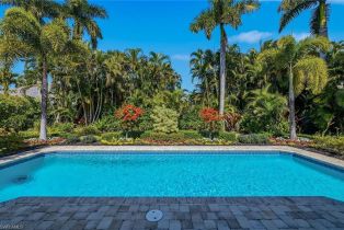 Single Family Residence, 517 Turtle Hatch Park Shore, FL 34103 