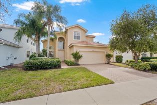Single Family Residence, 1520 Pacaya Saturnia Lakes, FL 34119 