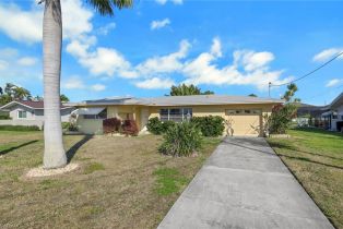 Single Family Residence, 5155 Sunnybrook Caloosahatchee, FL 33904 