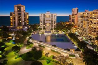 , 4401 Gulf Shore Blvd N D806