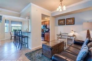 Mid Rise (4-7), 9723 Acqua Ct 332