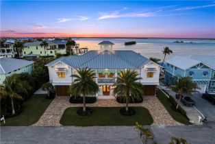 Single Family Residence, 55 Fairview Fairview Isles, FL 33931 