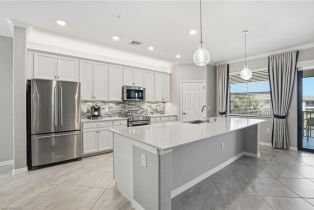 , 12003 Hawthorn Lake Dr 201