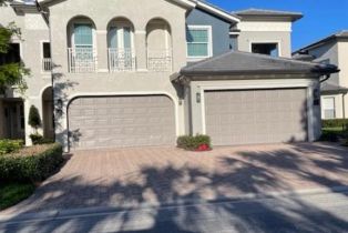 , 3610 Lansing Loop N 103