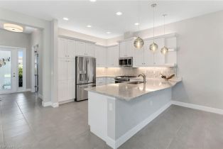 Villa Attached, 28616 Lobos Valencia Bonita, FL 34135 