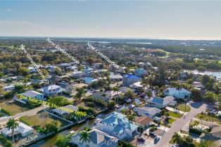 Single Family Residence, 2778 Shoreview Royal Harbor, FL 34112 