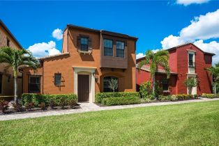 , 11947 Nalda St 11702