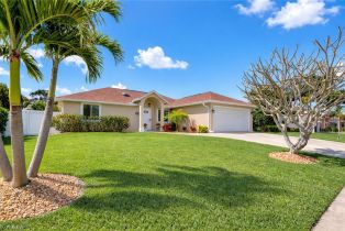 Single Family Residence, 1421 Bermuda Marco Beach, FL 34145 