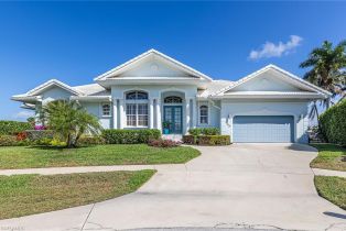Single Family Residence, 798 Sea Marco Island, FL 34145 