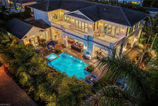 Single Family Residence, 215 3rd Ave N