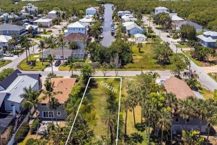 Land, 723 Glendale Ave