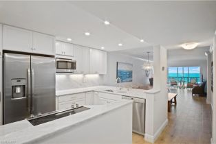 High Rise (8+), 25900 Hickory Blvd 20634134 