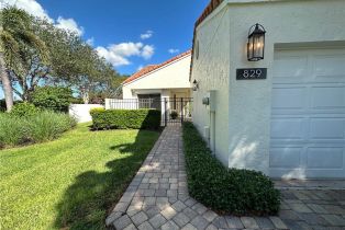 Villa Attached, 829 Reef Point Cir 46