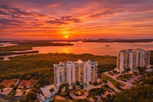 , 4801 Island Pond Ct 405