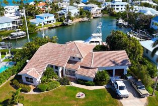 Single Family Residence, 1748 Jewel Box Dr