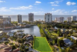 Single Family Residence, 319 Pirates Bight Park Shore, FL 34103 