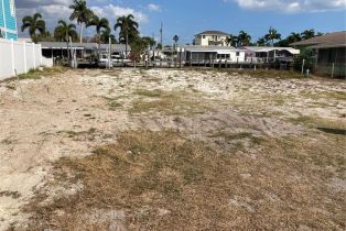 Land, 2849 Triggerfish St