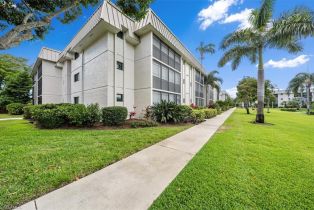 Low Rise (1-3), 788 Park Shore Dr D30