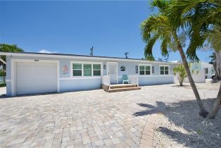 Single Family Residence, 240 Fairweather Beach Estates, FL 33931 