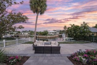 Single Family Residence, 3461 Lakeview Royal Harbor, FL 34112 