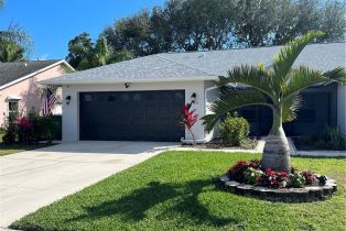 Villa Attached, 480 Saint Andrews Tanglewood, FL 34113 