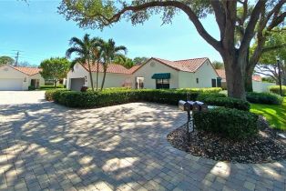 Single Family Residence, 718 Reef Point Beachwalk Villas, FL 34108 
