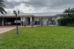 Single Family Residence, 980 Bal Isle Palmetto Point, FL 33919 